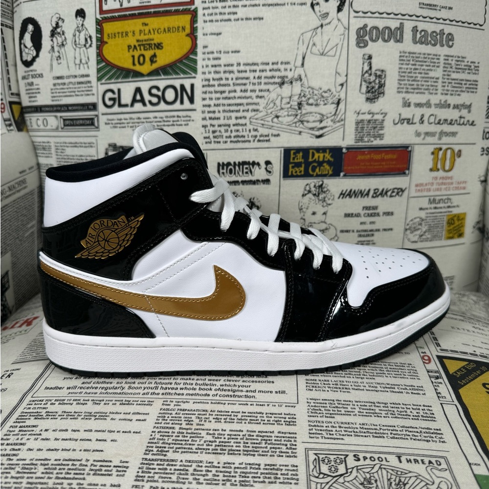Nike Air Jordan 1 Mid Patent Black White Gold 852542-007 Men Size 11 No Box